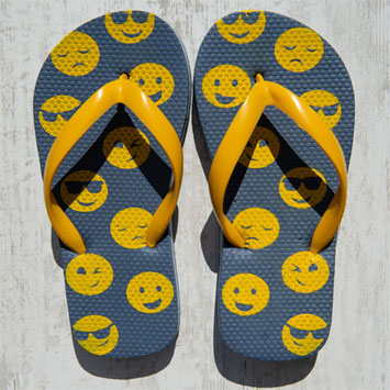 Smiley Parmak Arası Terlikler